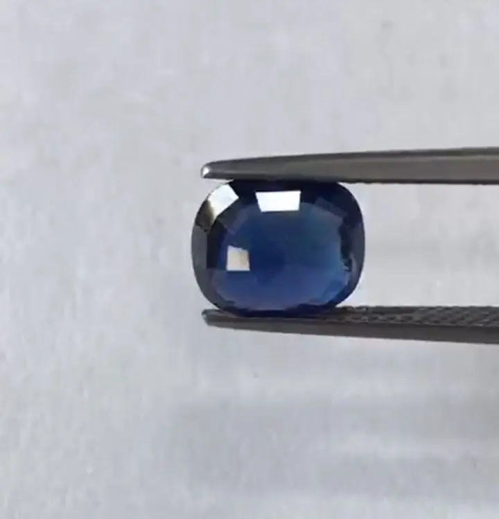 Blue sapphire cushion