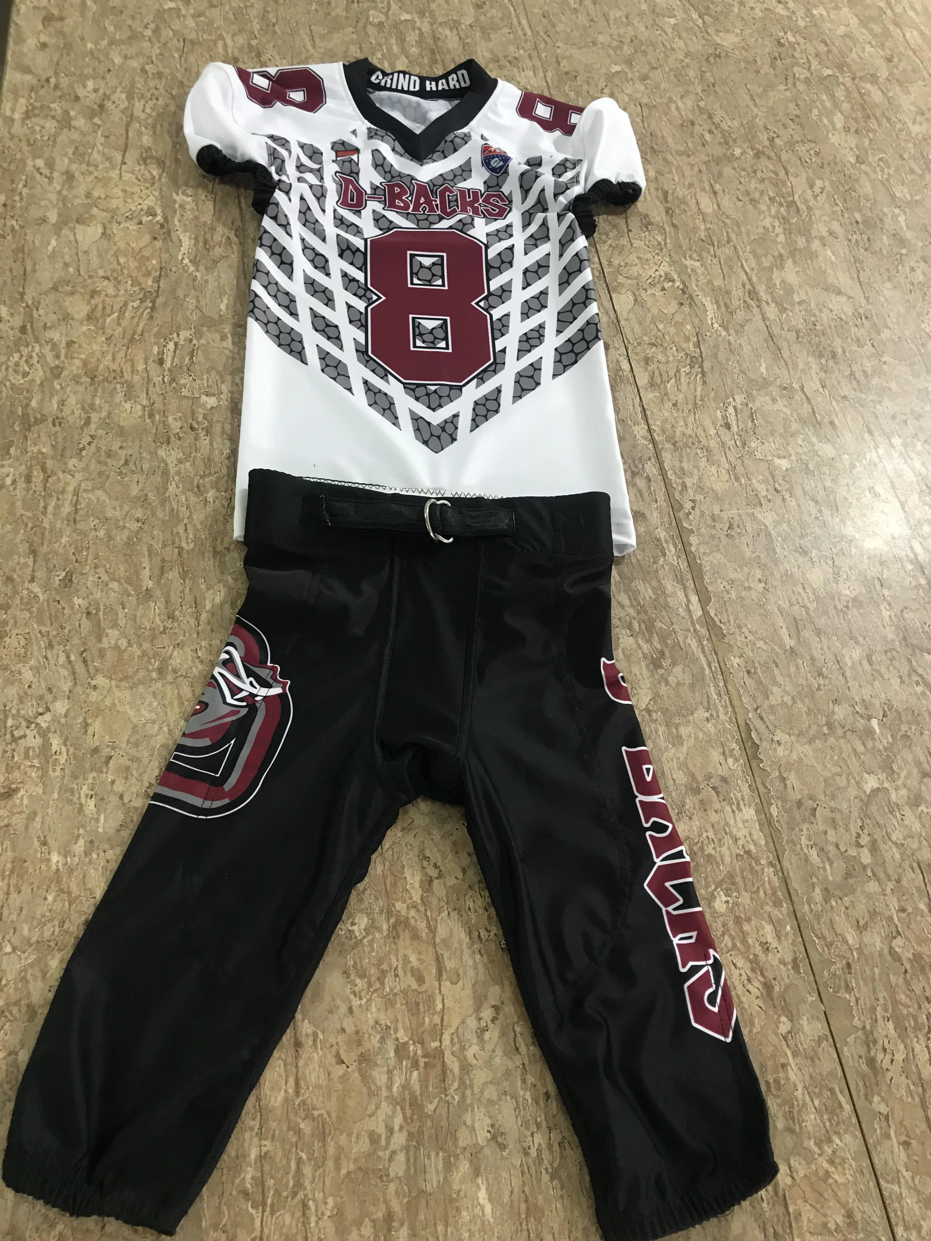 
Sublimation American football uniform american football jersey and pant tackle twill american football uniform 