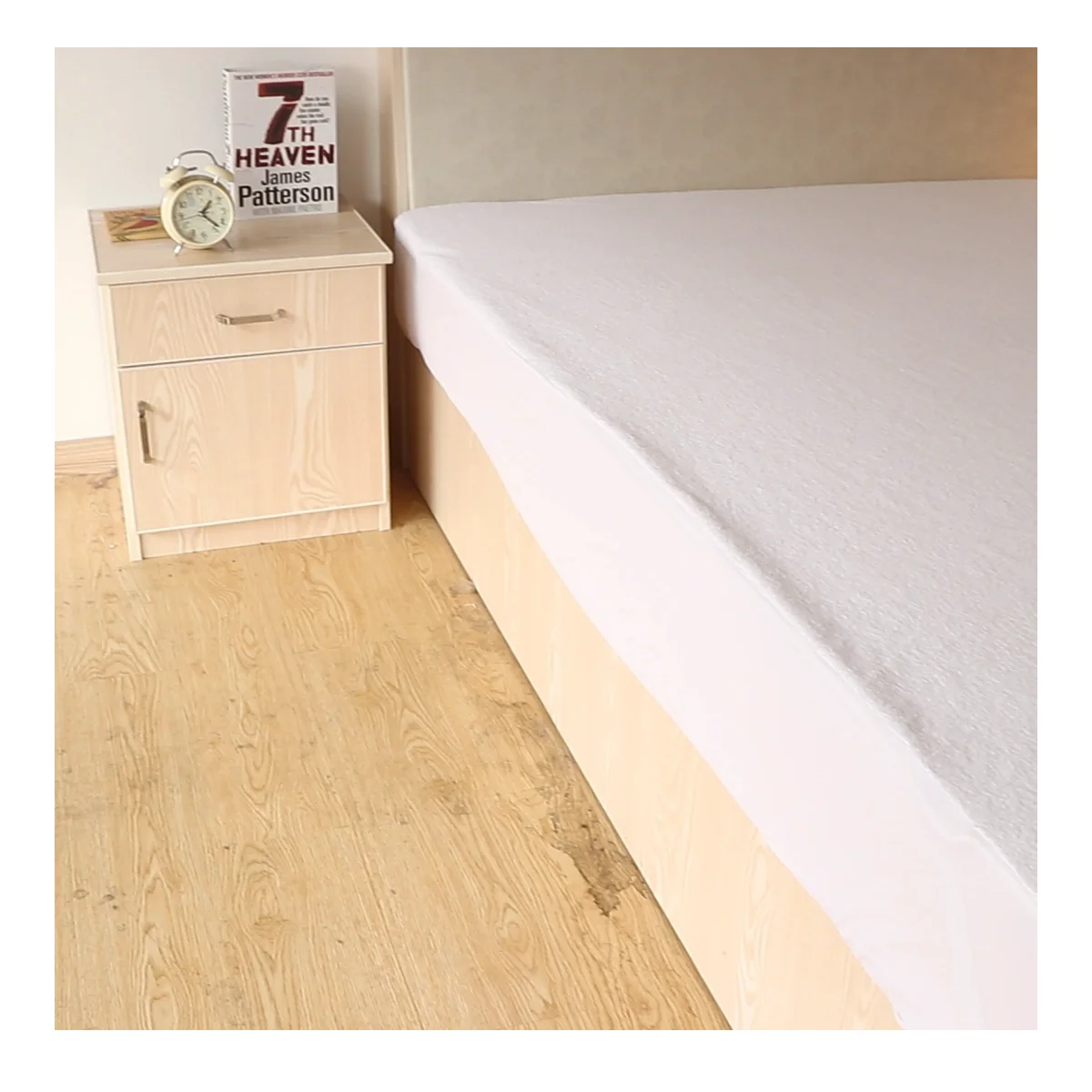New Product Knitted Smooth Anti-Pull Anti Dust Mite Waterproof Bed Sheet All Polyester Mattress Protector From Vietnam in Bulk
