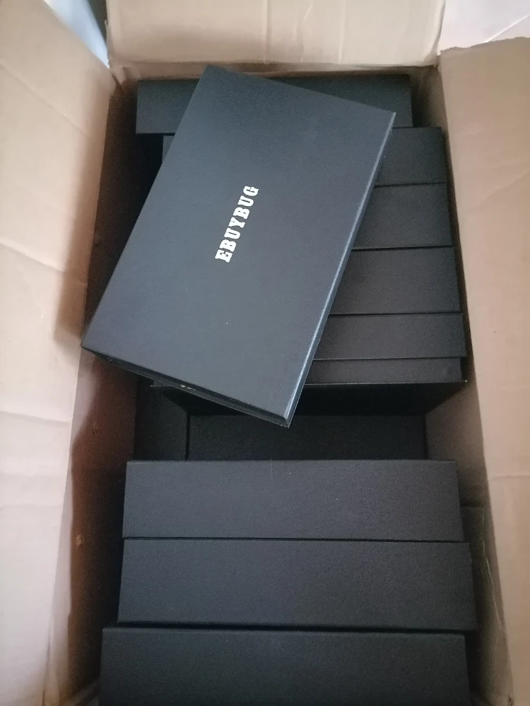 OEM Cutom LOGO Black Colour Magnet Lock Gift Box