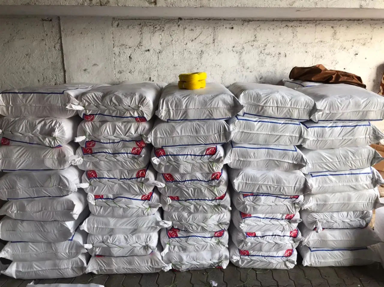 Оптовая продажа от поставщика! Высокое качество! HDPE прядей 3 каната пластик витая PE рыболовная веревки веревочка PP упаковка Шпагат