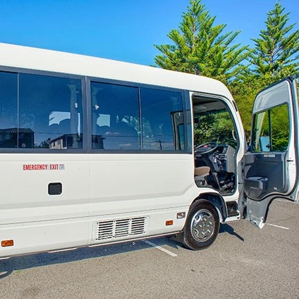 Coaster Buses diesel 30 seats, small passenger coach city bus 26 seats petrol engine bus for sale