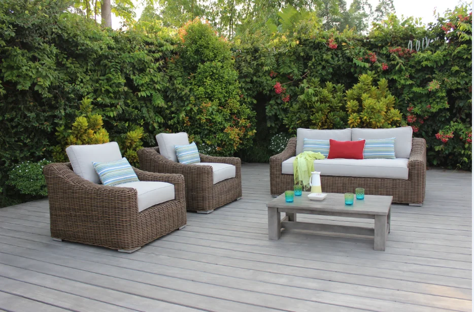 Hot best selling Outdoor Sofa Set - Round HDPE Wicker, Alu Frame, Acacia Wooden Legs From Vietnam