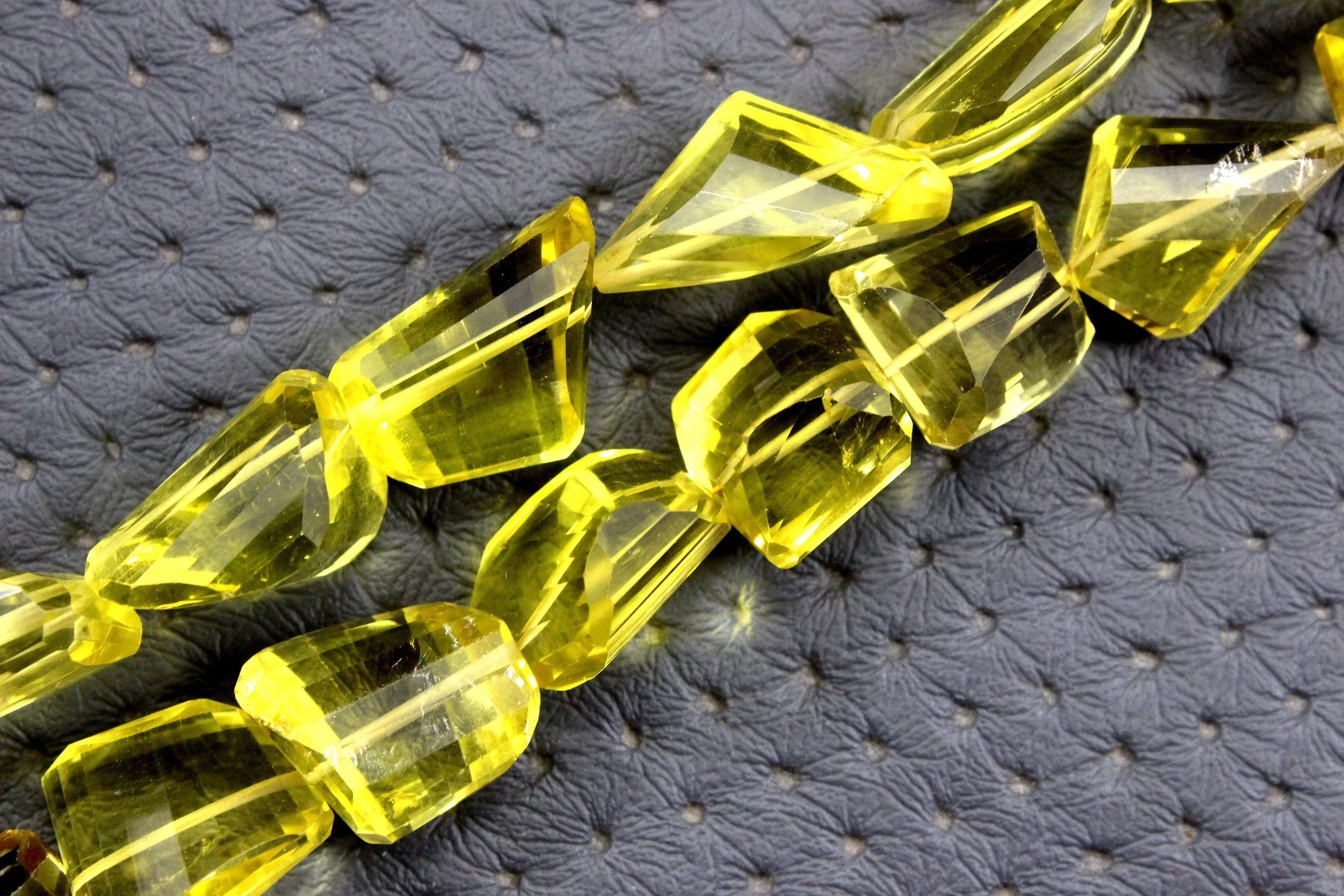 Wonderful Collection Huge Size 14 Pieces Natural Lemon Quartz Gemstone Faceted Nuggets Shape Beads Wholesale