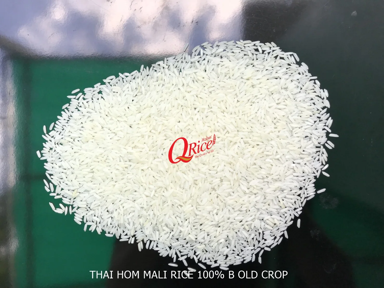 Высококачественный пищевой степлер рис с длинным зерном традиционный Урожай тайского жасминового риса 25 кг в пакете