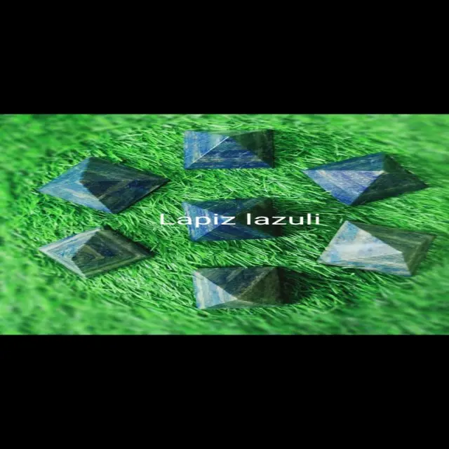 Натуральные резные вручную пирамиды из драгоценных камней в стиле фэн-шуй с кристаллами лепиз и лазури синего цвета изготовленные производителем