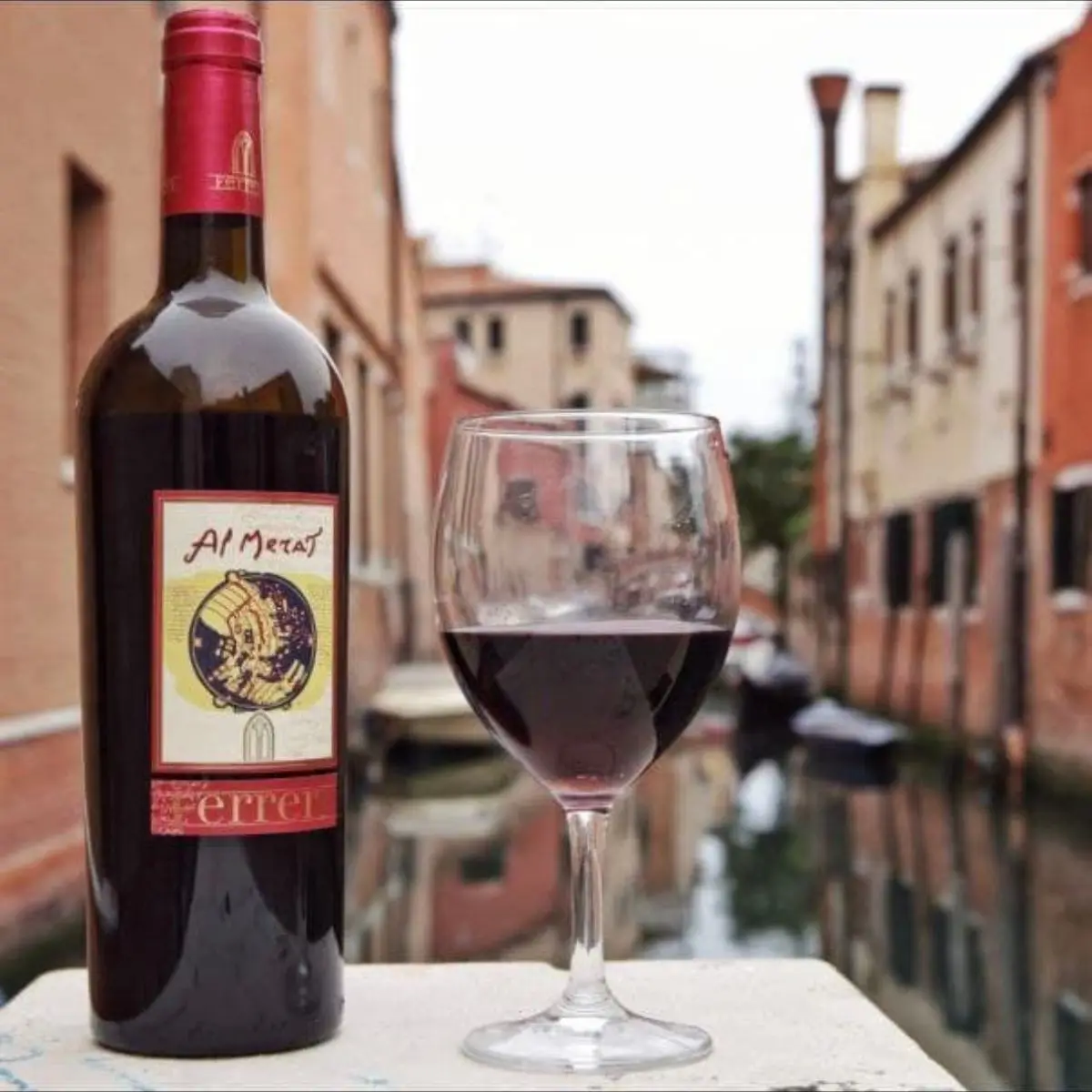 Высококачественное итальянское красное вино Top CRU FERRERI, 12 месяцев в французском дубовом винограде, черный дольше и Каберне саувигоне