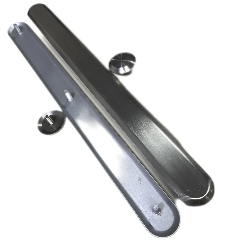 Гладкая слепая тактильная световая лента из нержавеющей стали 304 или 316 с линейной конструкцией для отключения визуальных дефектов