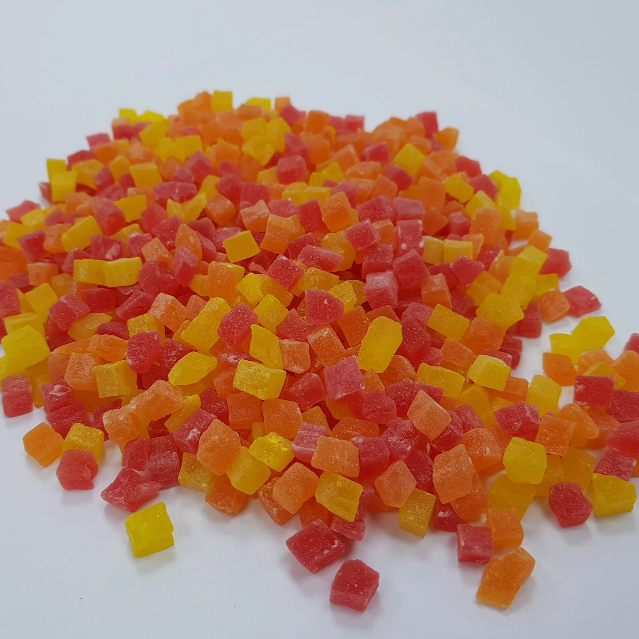 
Dried candied Papaya 5-7mm color added from Thailand 