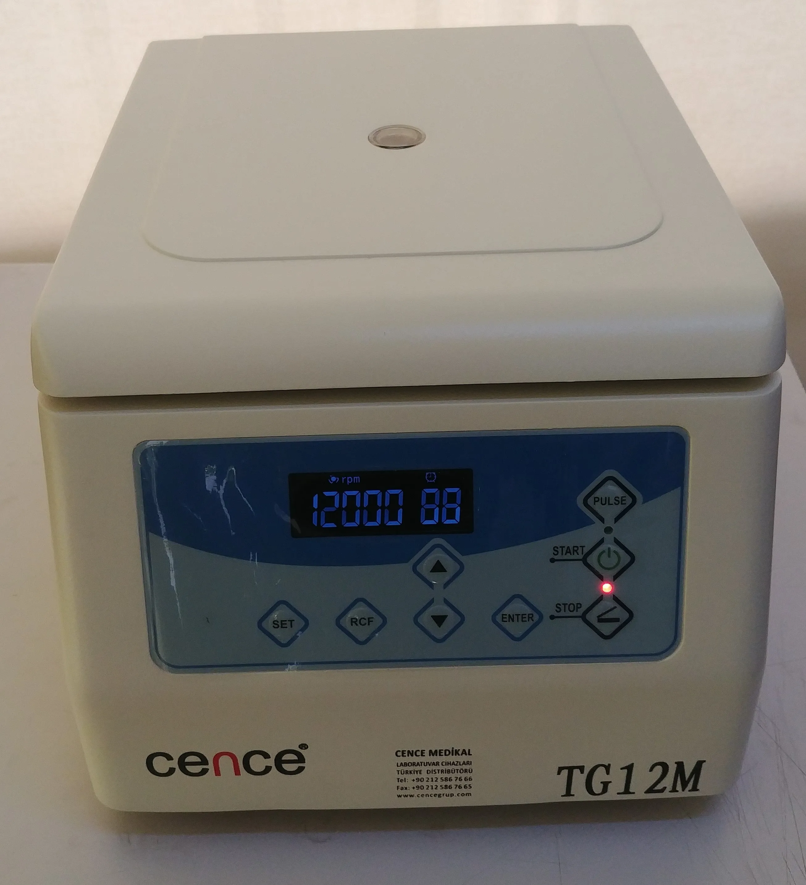 Best Selling TG12M Micro Hematocrit Centrifuge Machine with 24 capillary tubes High Speed Laboratory Centrifuge