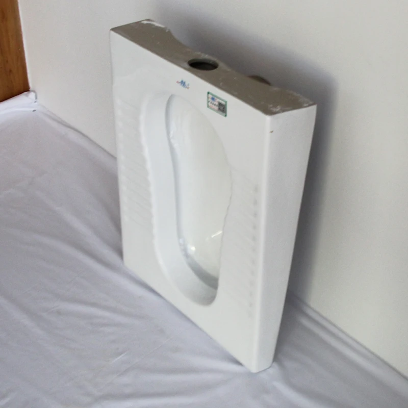 
Hot Sale Ceramic Toilet Pan One Piece Bathroom Squatting Pan for WC 