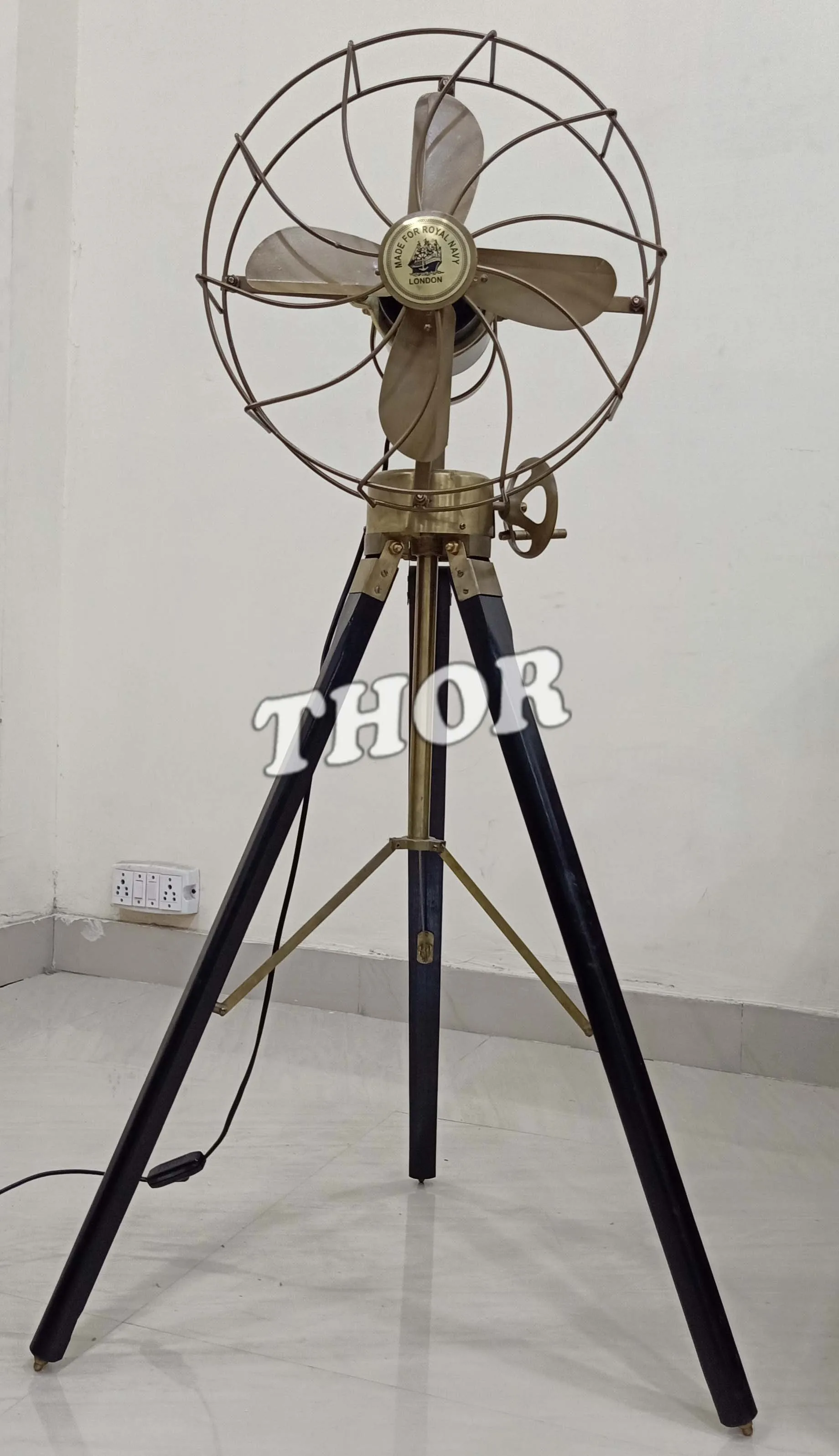 Деревянный напольный веер в морском стиле подставка-тренога для Королевского флота дизайн Лондона античный латунный Декор дома отеля офиса