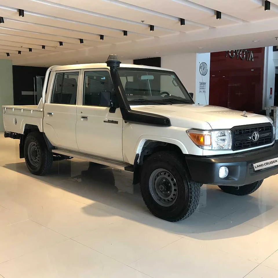 Довольно используемый пикап 2018/2019 RHD Land Cruiser с одной кабиной