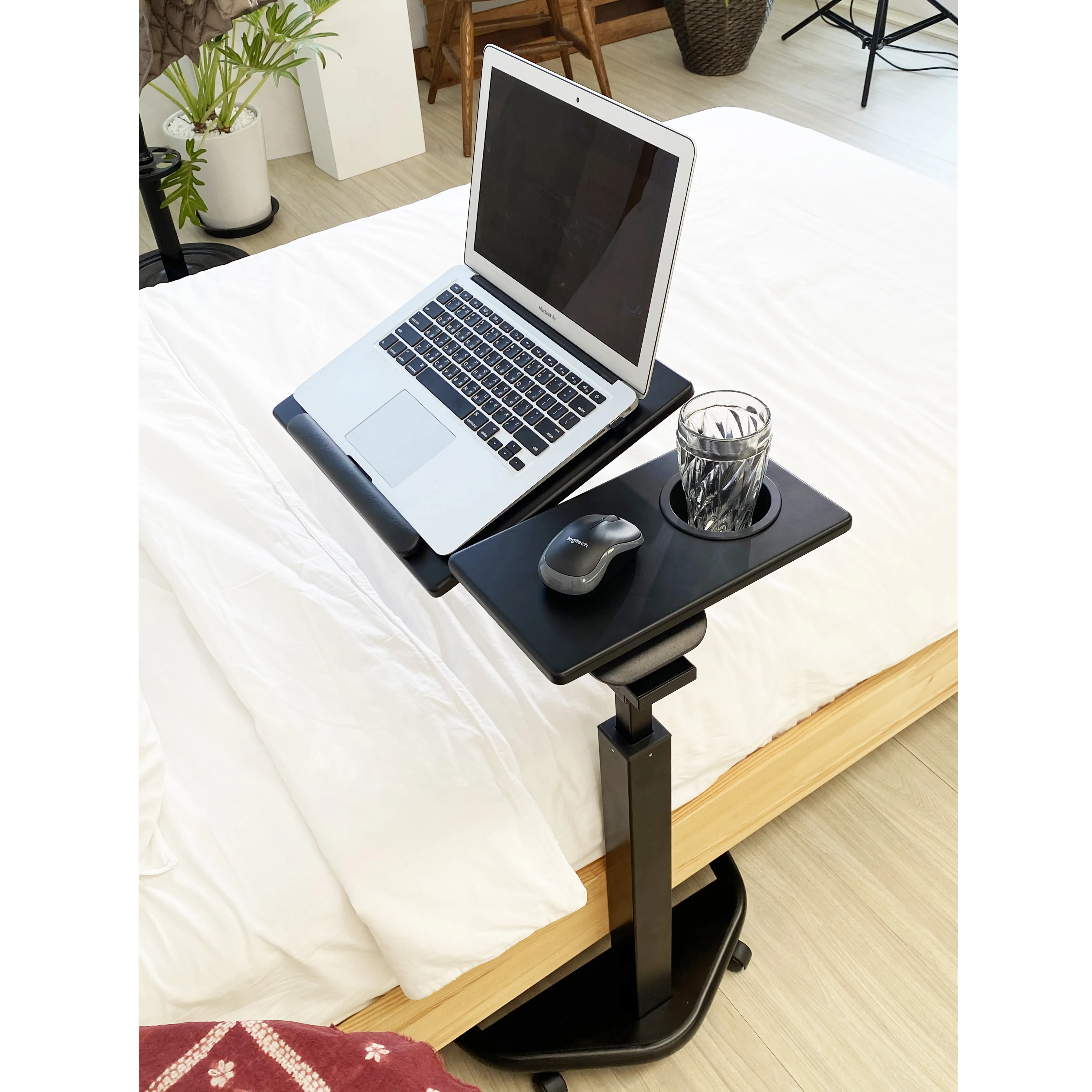 Medical over bed table, hospital adjustable over bed table for patient