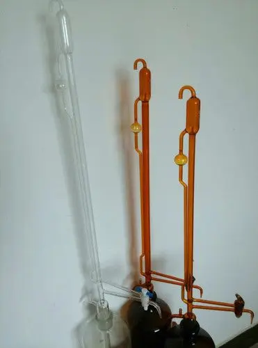 Best Quality Lab Borosilicate Glass Amber Zero Mounted Automatic Burette on Reservoir Rubber Bellow for Experimental Application