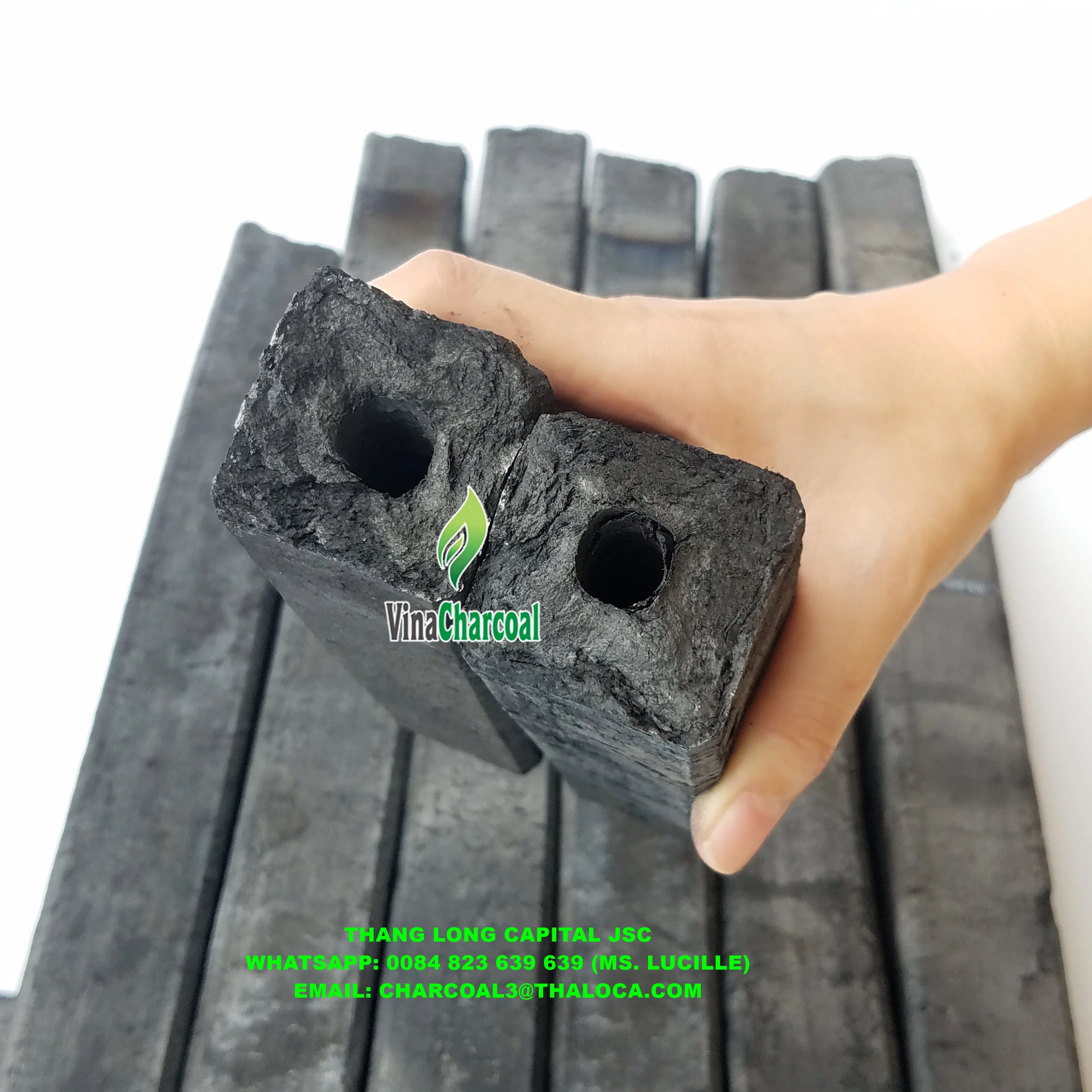 Wholesale BBQ smokeless hexagonal Sawdust briquettes charcoal with the most competitive price and best quality