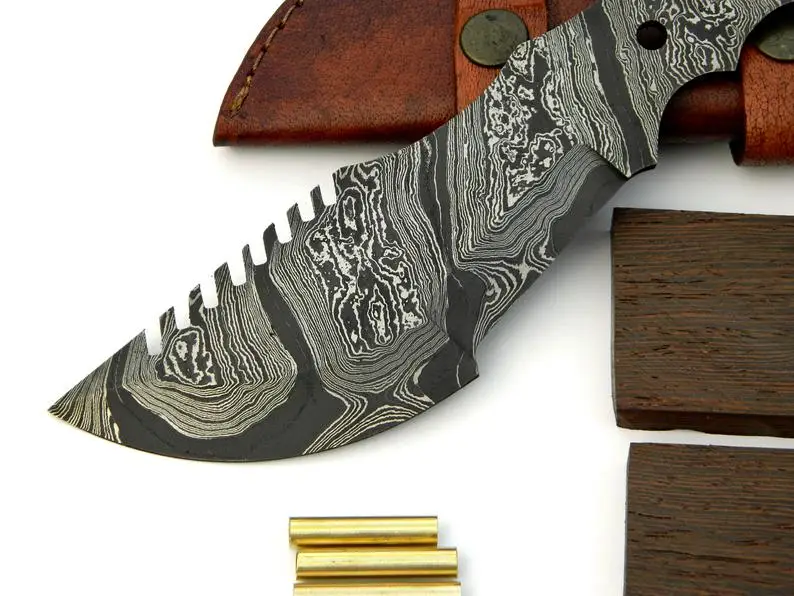 
Personalized Handmade Damascus steel Tracker knife hunting camping tactical knives making kits Blank blade 