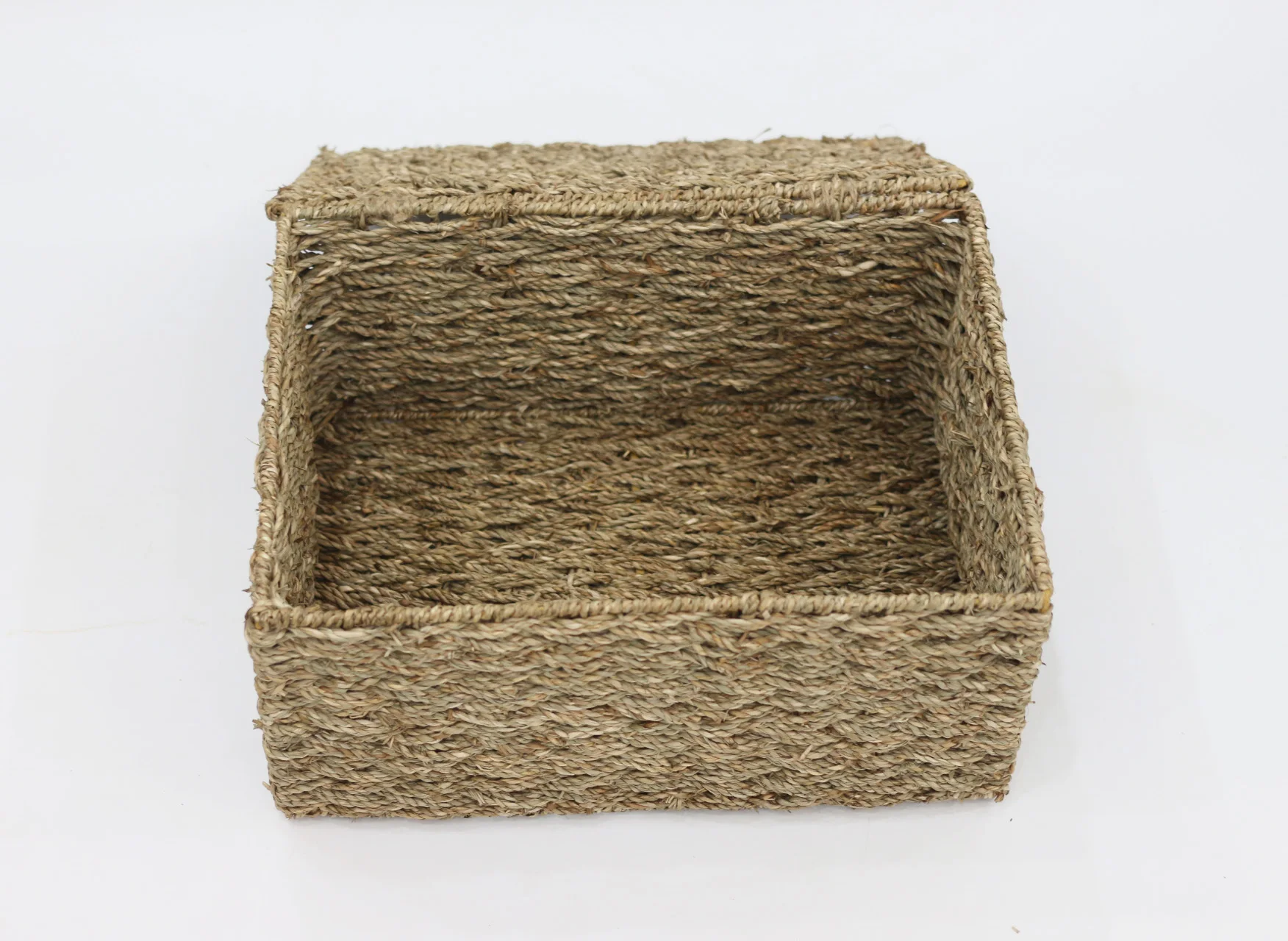 Woven straw wicker seagrass storage basket with lids as grocery basket box