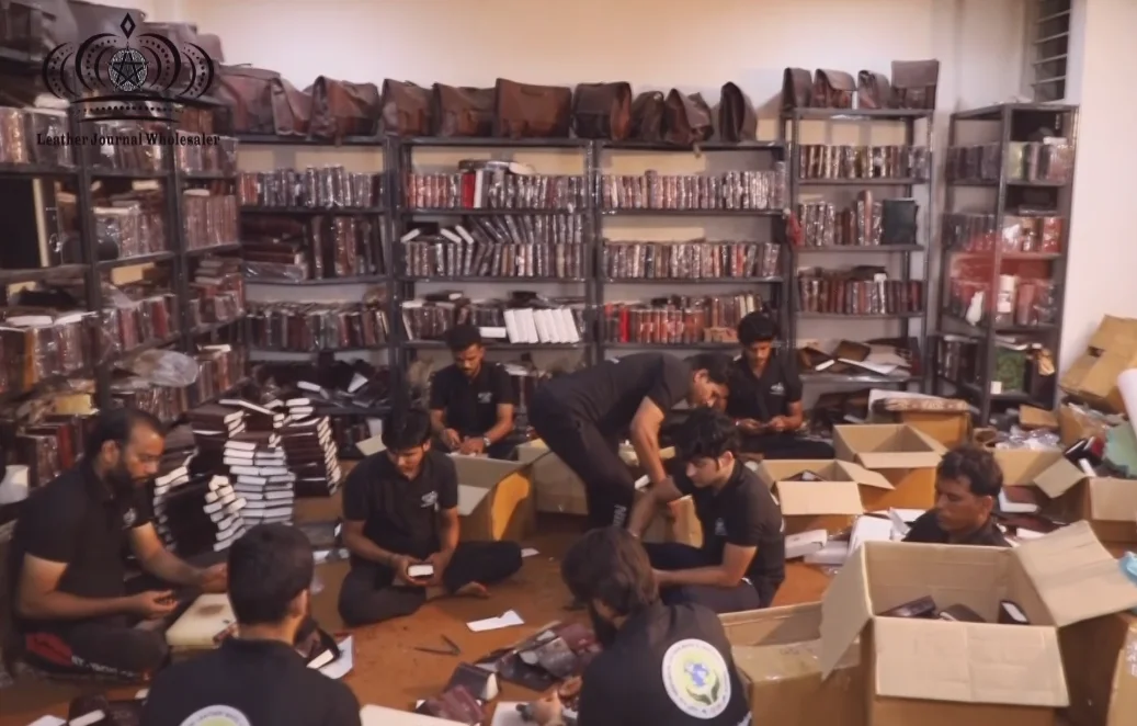  Кожаные журналы с кожаным ремешком записная книжка ручной работы кожаная книга дневник и скетчбук ручная работа бумага без подкладки 240