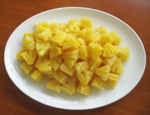 Консервированные нарезанные кусочки Ананаса в легком сиропе/Королева Виктория/Лучшая цена/Ms Laura