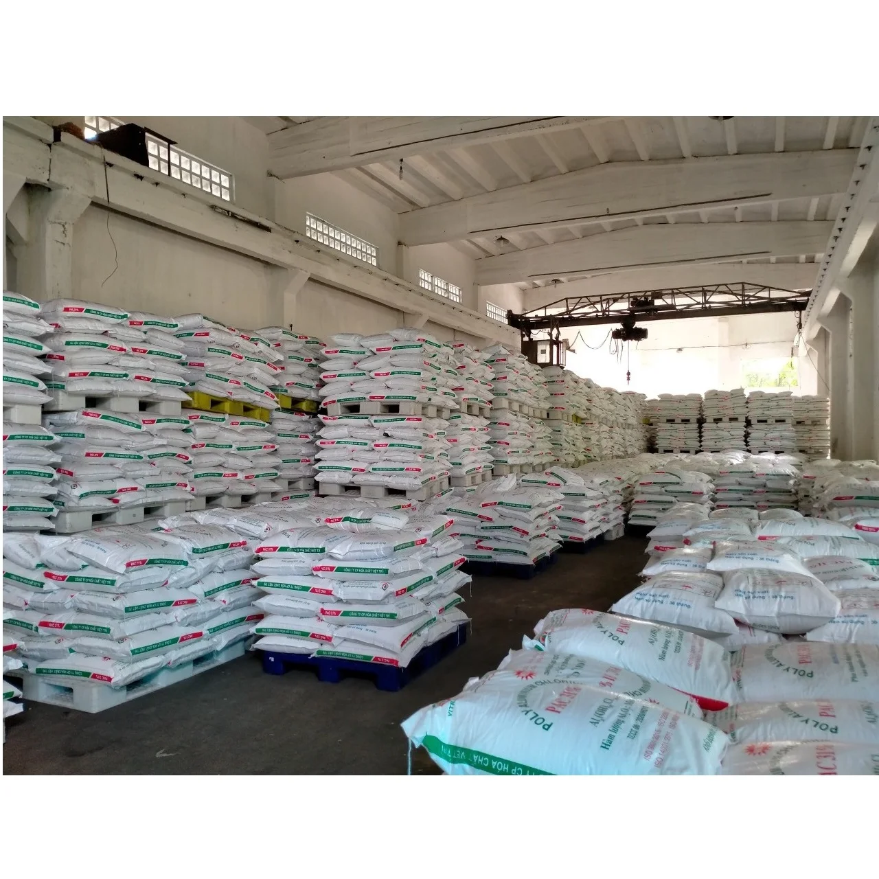 Highly Effective Coagulant Industrial Soluable Water Treatment High Quality Poly Aluminum Chloride 31% from Viet Nam