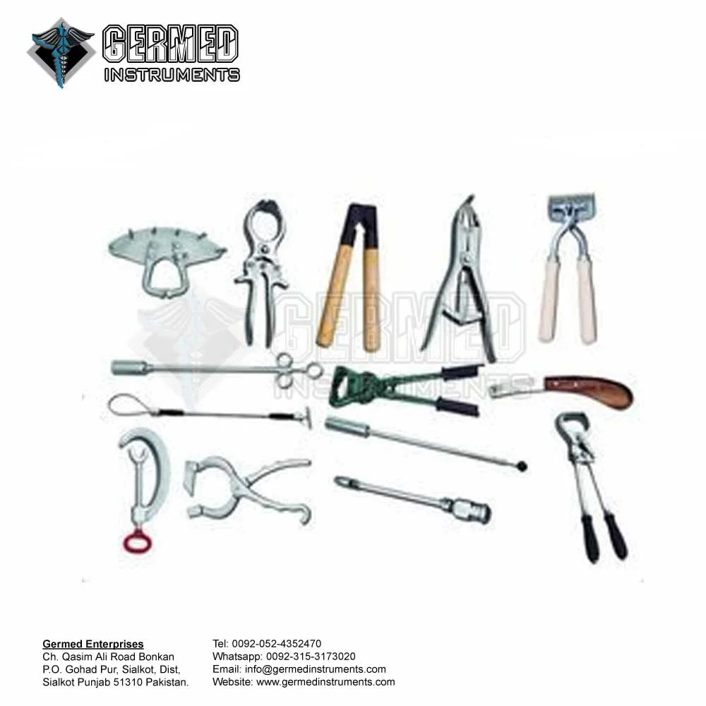 Hintermann Distractor with Ratchet lock closed and outspread arms for foot and ankle surgery