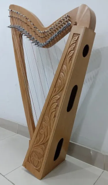 IRISH CELTIC HARP 27 STRINGS WITH LEVERS (BEECHWOOD)
