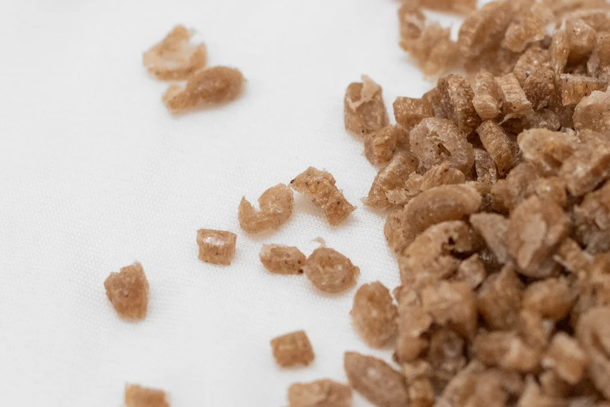  Пластиковый пакет сырье пластиковые гранулы 100% биоразлагаемые для покупок в пакетах чашек пла-полиактидный материал кофе