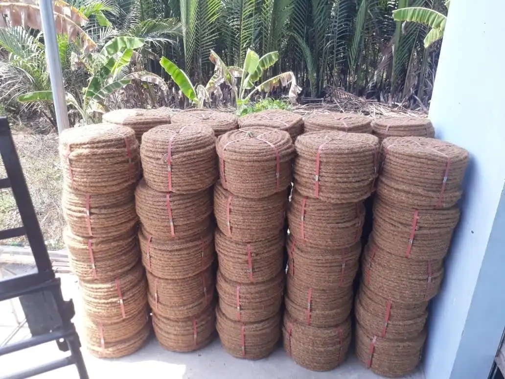 COCONUT FIBER ROPE / COCONUT CURLED COIR ROPE FROM COCO FIBER in VIETNAM/  Ms.Laura