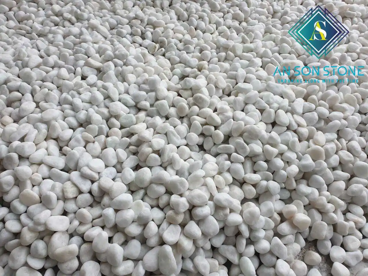  Полированная-сушить в стиральной машине камешки; Разные цвета; Коричневый белый розовый желтый черный-природный камень из Вьетнама для украшения сада