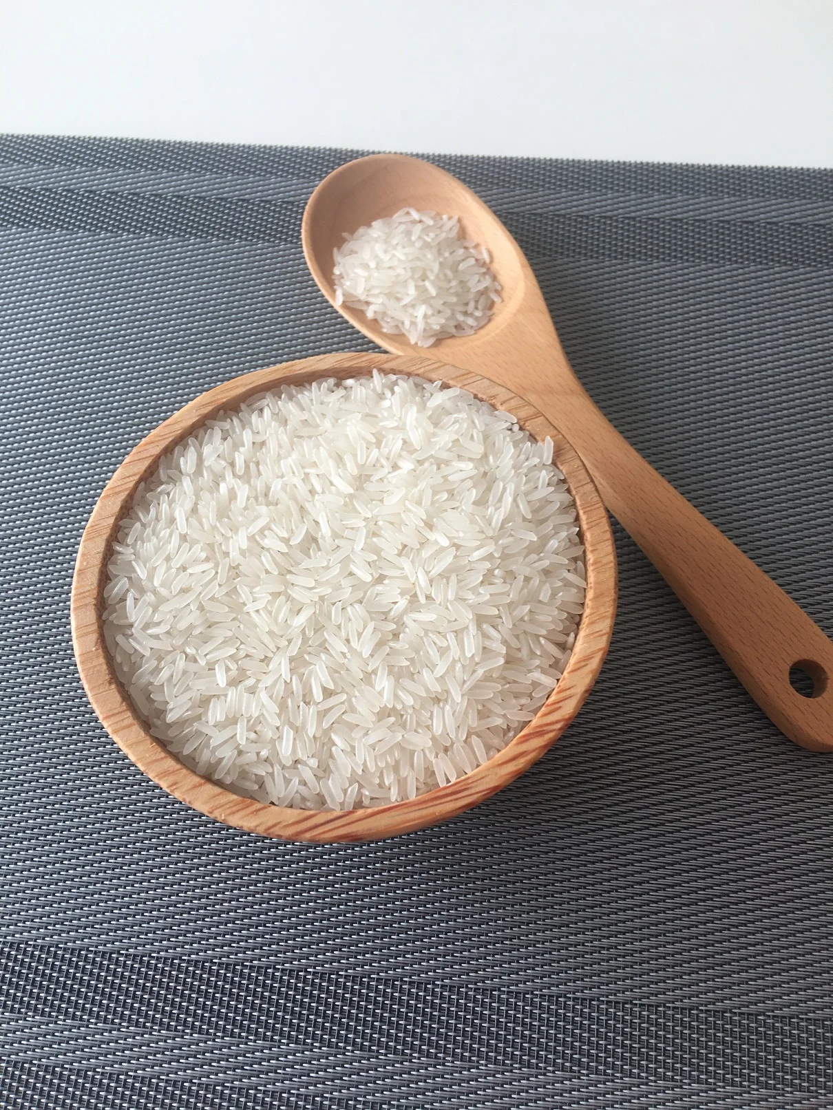 
Wholesale Vietnam Long Grain White Rice (WS +84904230236) 