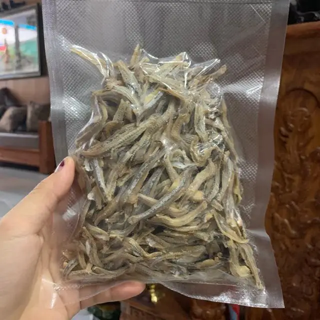 Whole Dried White Anchovy Fish No Salt Added With 100% Natural Anchovy From Sea  Mary