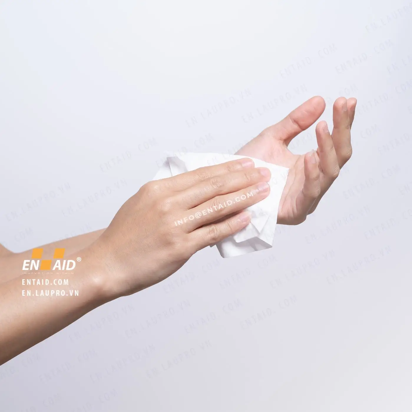 
 Низкие тарифы из Вьетнама, антибактериальные влажные салфетки в коробке для очистки загрязнений, чистящие влажные салфетки OEM, оптовая продажа  