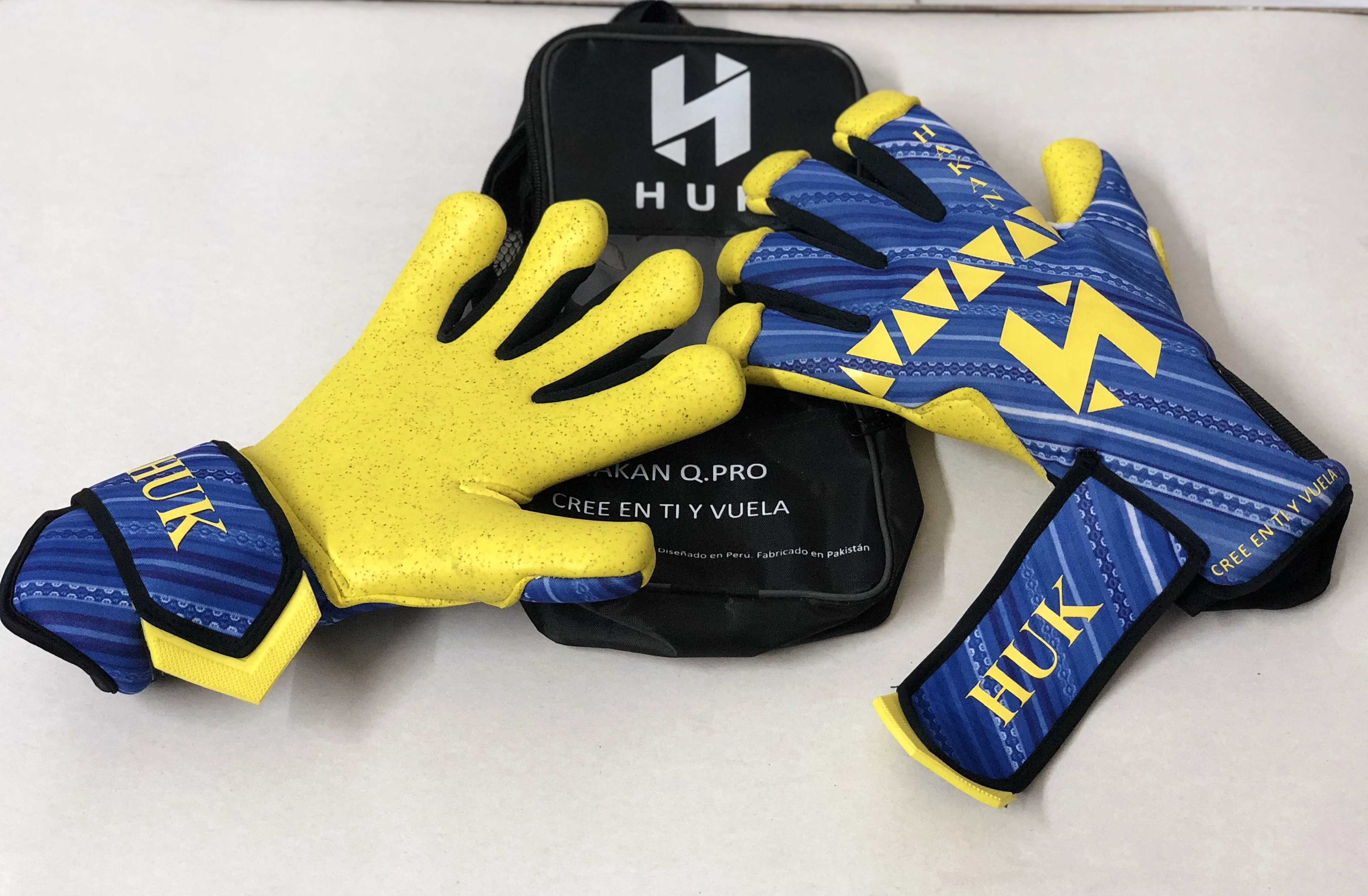 Professional Goalkeeper Gloves