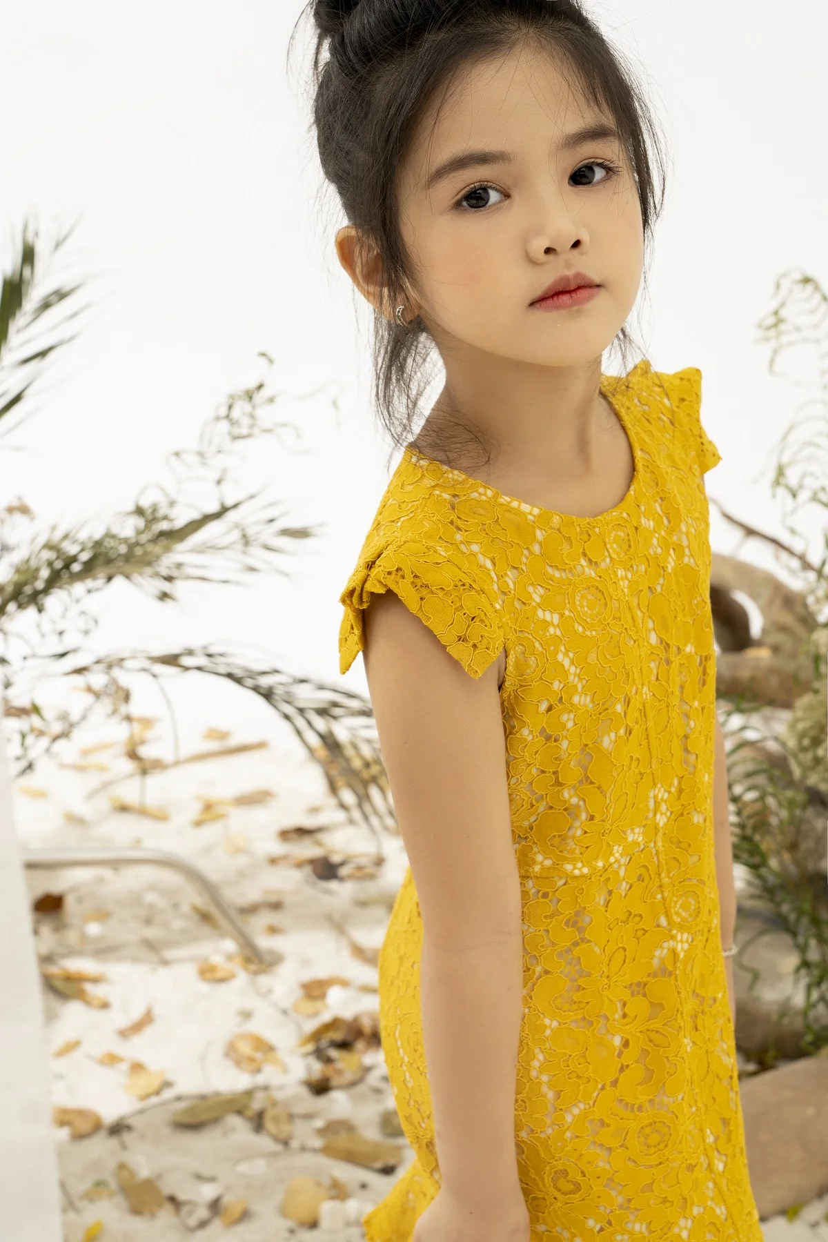 
3PCS Set t-Shirt Skirt Dress Vietnamese Clothing Manufacturers Lace O Neck Mother and Daughter Outfits High Quality 