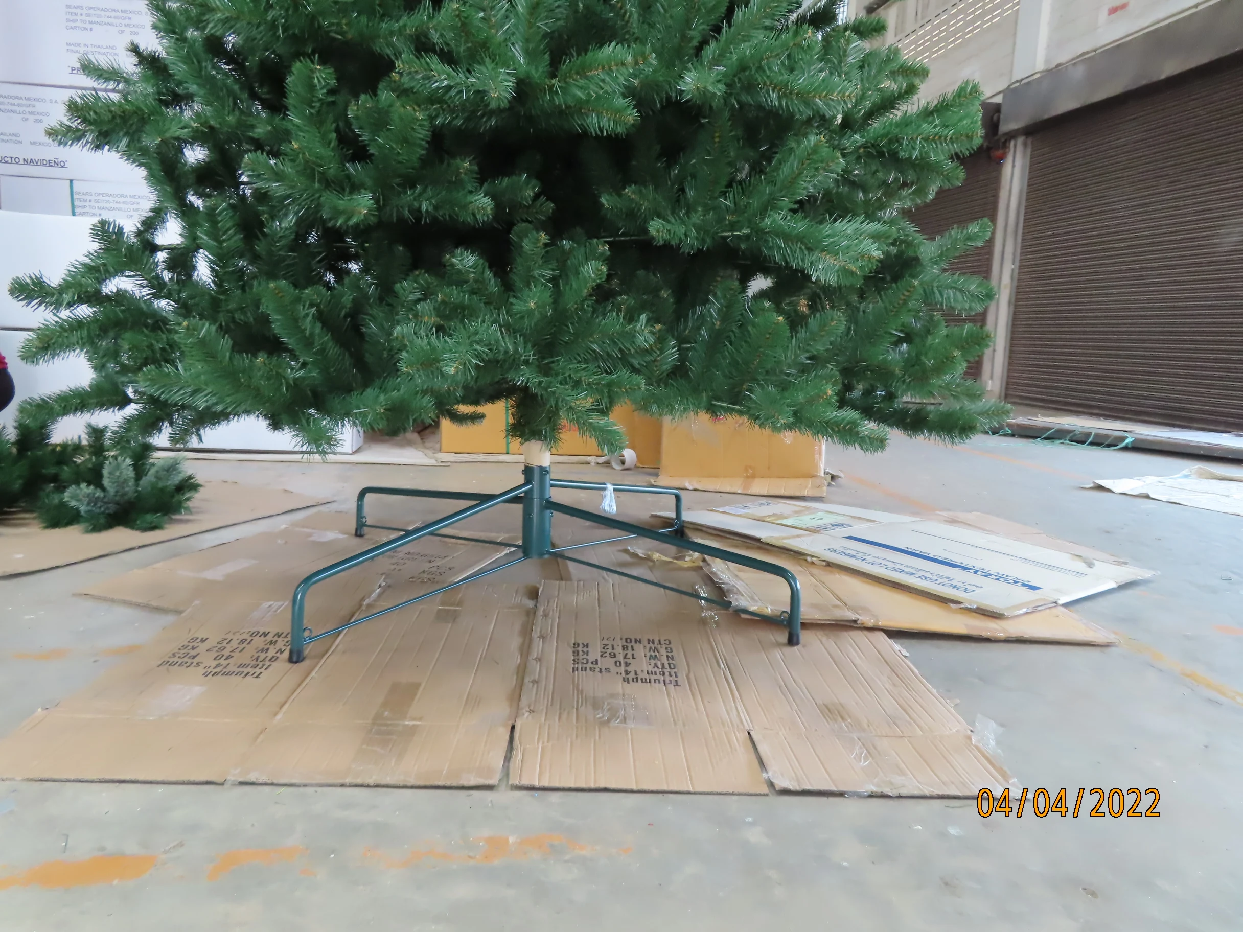 Christmas Tree  inspection by Vietnam 3rd party inspection in Vietnam Thailand Cambodia Malaysia Indonesia