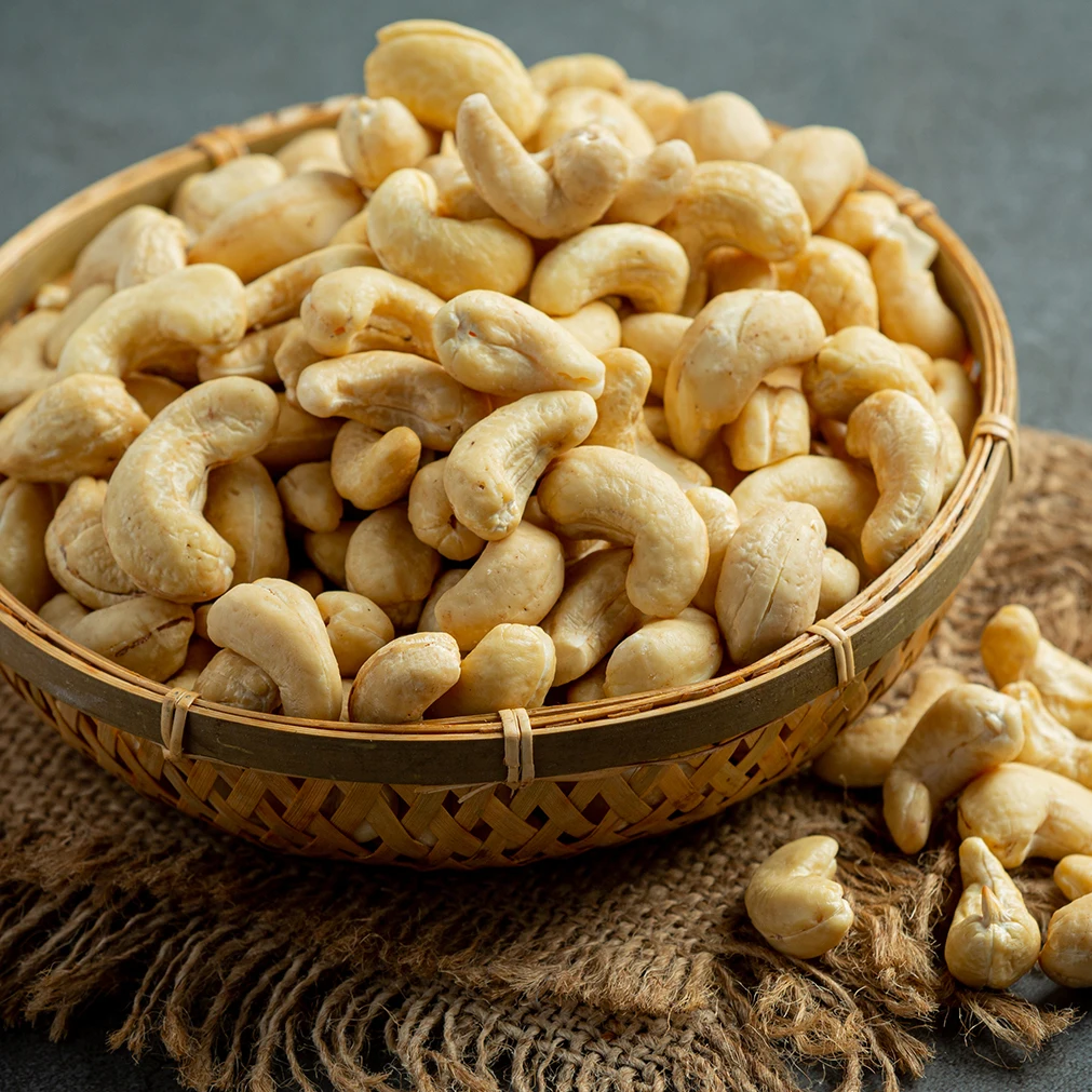 Vietnam Cashew Nuts All Types (W180 W240 W320 W450) For Wholesale