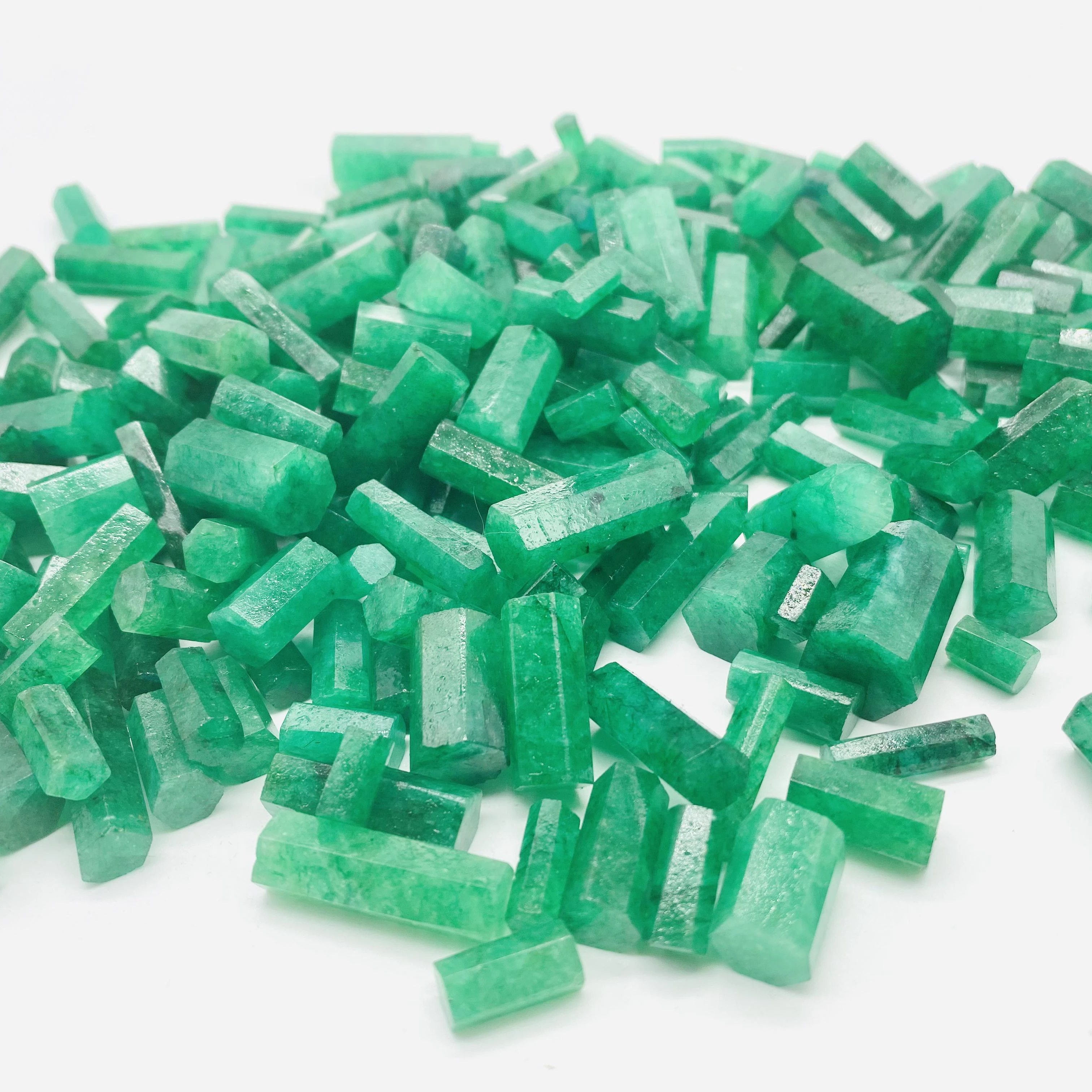 Natural Emerald Rough Gemstone For Making Jewelry