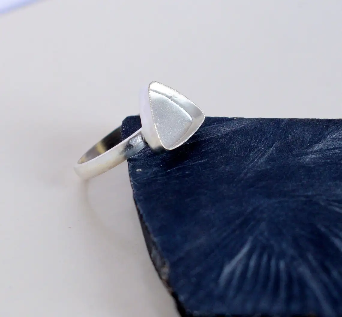 Customized Indian Hand Made Triangle Band 10 MM Collet 925 Sterling Silver Light Weight Blank Setting Ring Fine Jewelry
