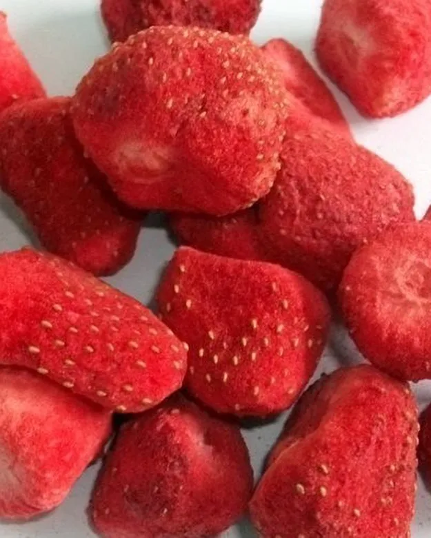 Замороженная сухая клубника