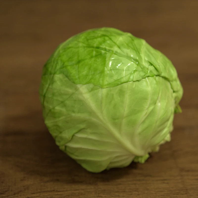 Свежая вкусная капуста зеленая большая капуста