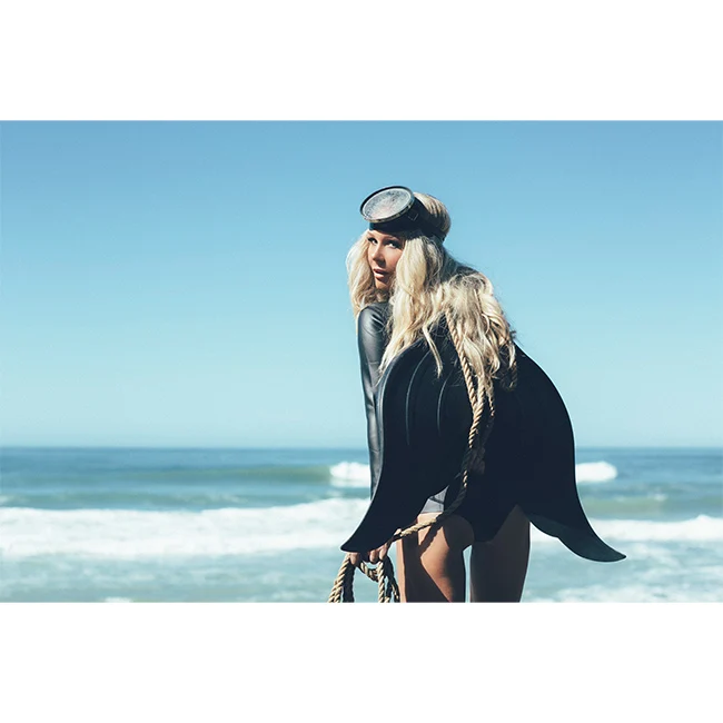 Хорошее качество Mahina Merfin черный плавник профессиональный коммерческий свет как перо идеально подходит для всех подводных