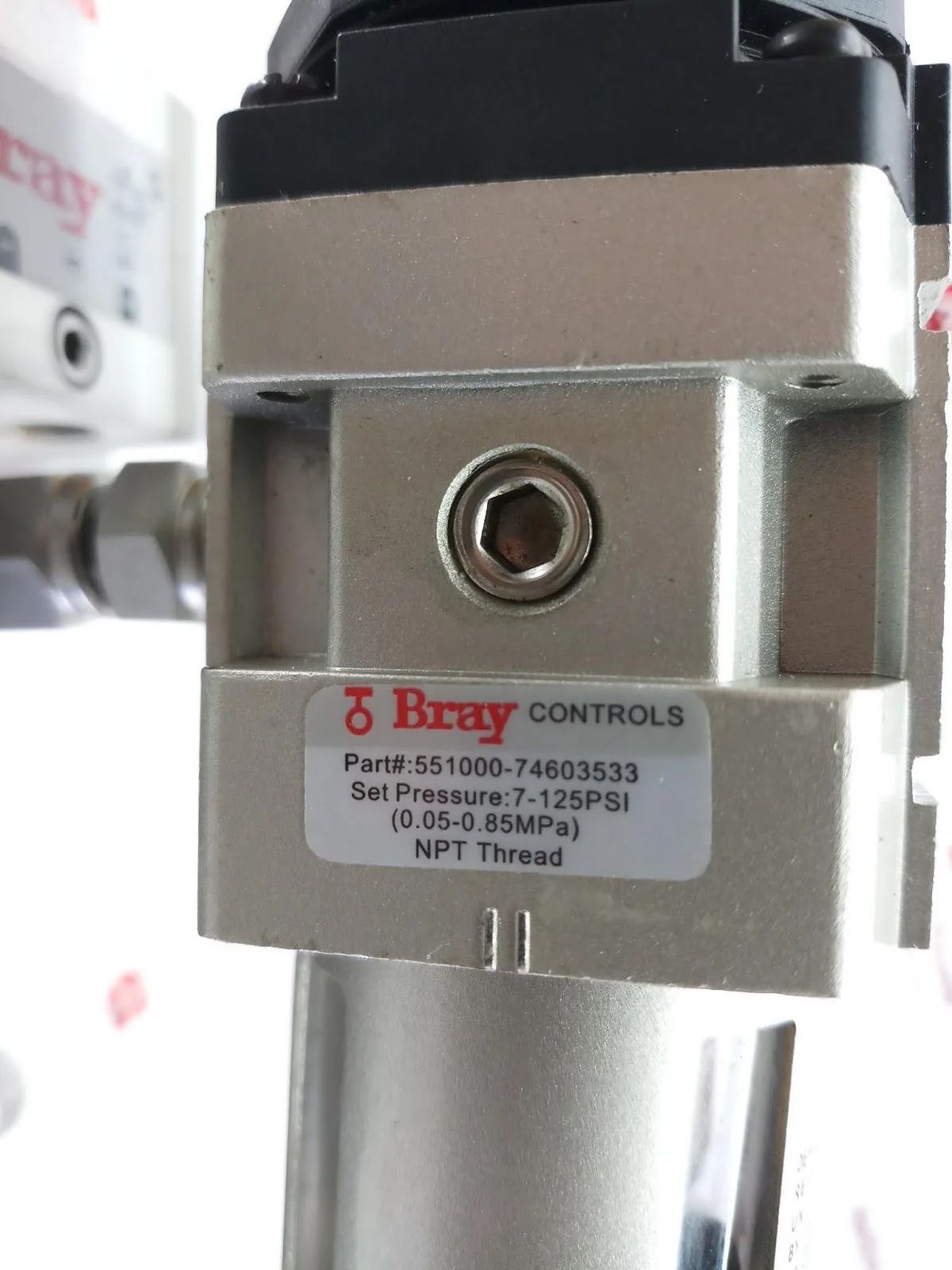 92-0830-11300-532 And 551000-74603533 Filter Regulator