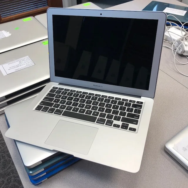 Горячая распродажа! CORE i9/i7 2 в 1 Ноутбуки/довольно используемые американские ноутбуки для продажи