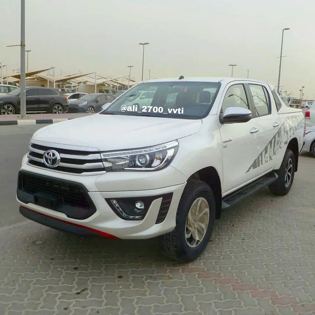 Used Cars 2019 2020 2021 2022 diesel pickup 4x4  White HlLUX pickup Truck