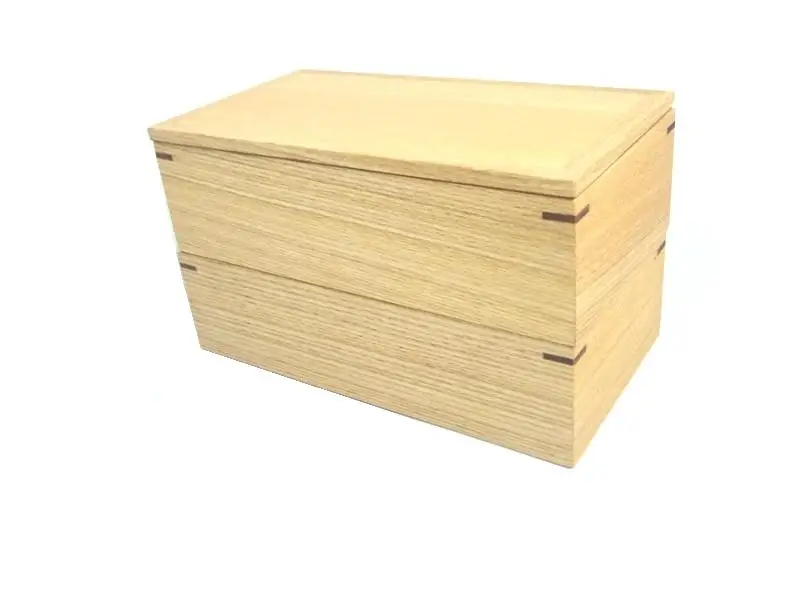 
Beautiful natural texture small-sized Shiraki-coated bento lunch box wooden 