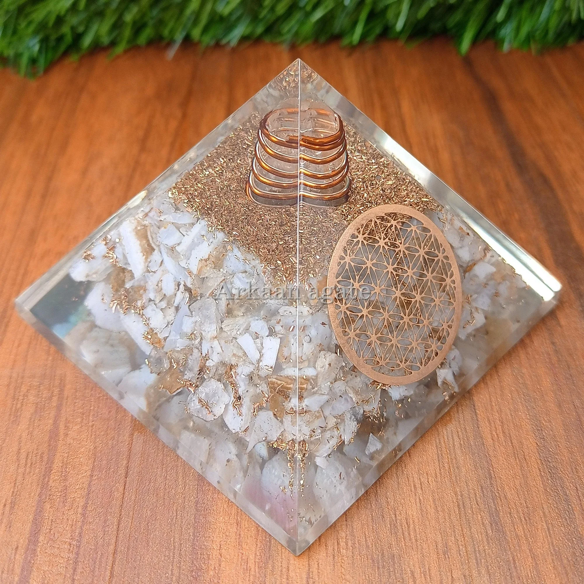 Wholesaler Blue Lace Agate Stone Orgone Pyramid chakra crystals healing For Sale