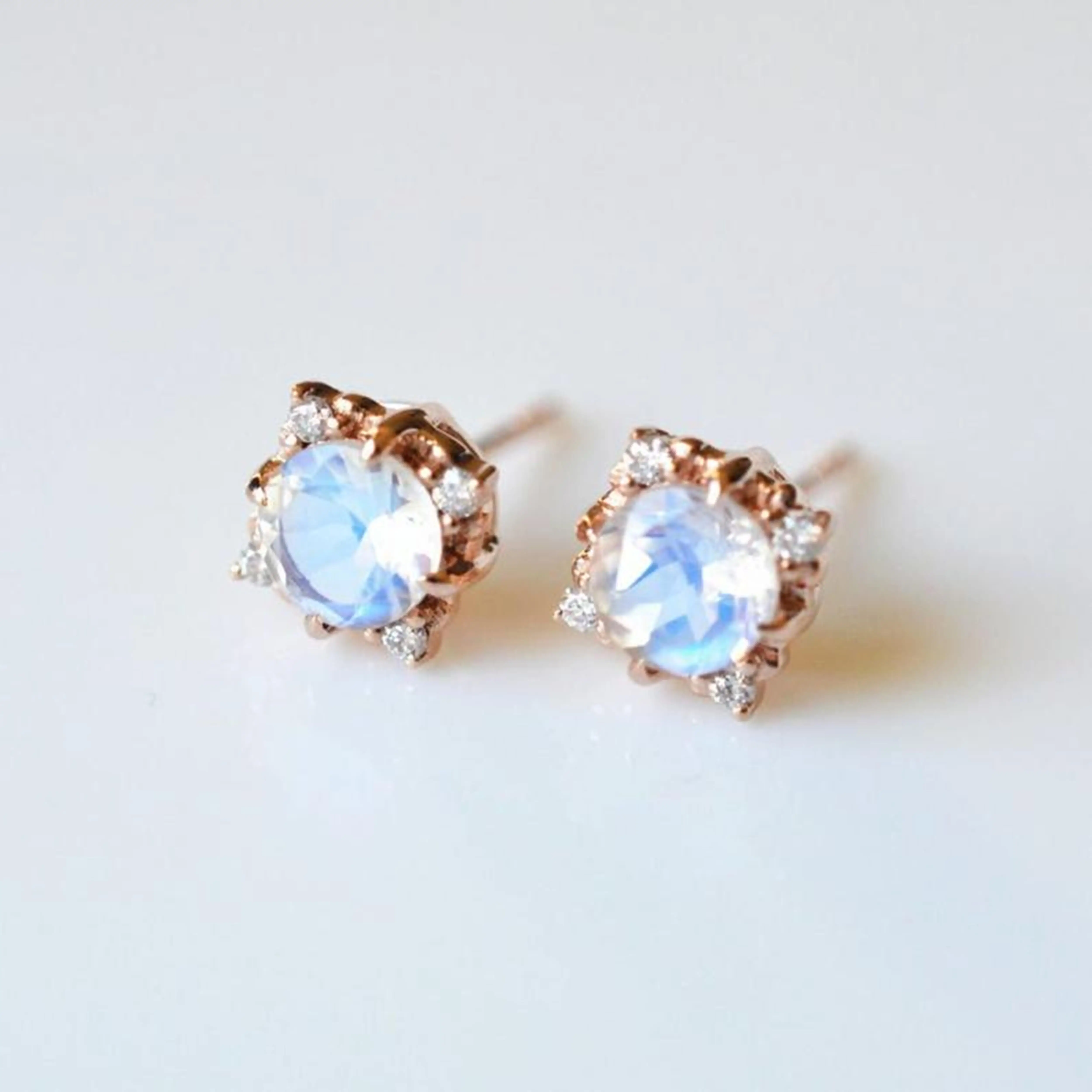 Серьги-гвоздики с радужным лунным камнем круглые серьги позолоченные серьги-гвоздики из серебра 925 пробы ювелирные изделия ручной работы