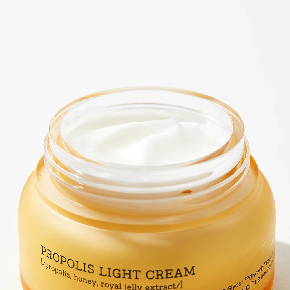 m09_cosrx_fullfit_cream.jpg