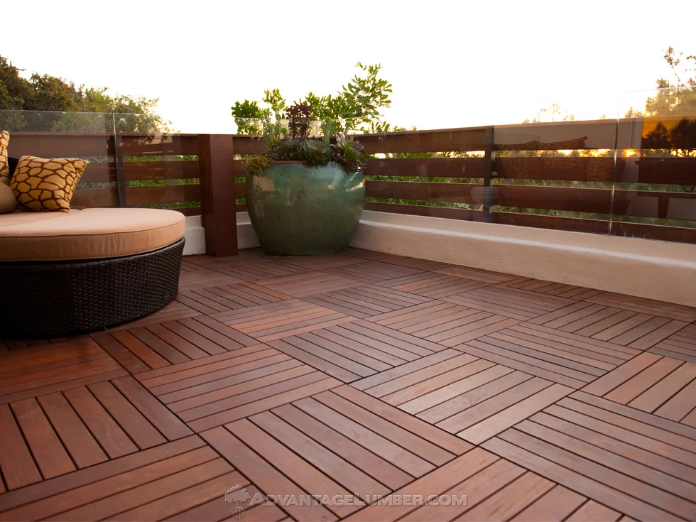 Modern Design Interlocking Outdoor Deck Tile Cheap Rubber Grass Frame with Plastic Base for Indoor and Outdoor Use